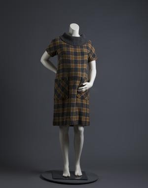 Primary view of object titled 'Maternity dress'.