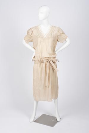 Primary view of object titled 'Day dress'.