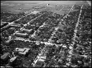 Primary view of object titled '[Campus - Aerial - Historical Bldg. - 11/1946]'.