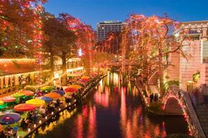 Primary view of object titled '[Holiday lights at the San Antonio River Walk, 2]'.