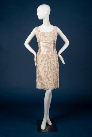 Primary view of object titled 'Cocktail dress'.