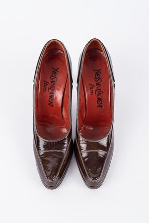 Primary view of object titled 'Leather shoes'.