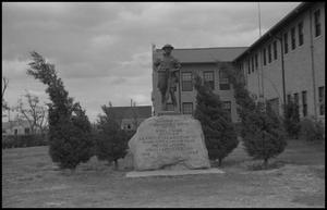 Primary view of object titled '[Panhandle Boys monument]'.