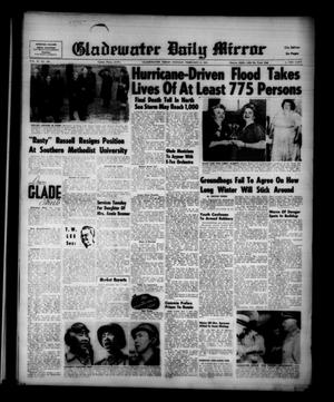 Primary view of object titled 'Gladewater Daily Mirror (Gladewater, Tex.), Vol. 4, No. 166, Ed. 1 Monday, February 2, 1953'.