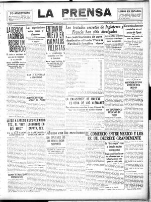 Primary view of object titled 'La Prensa (San Antonio, Tex.), Vol. 5, No. 1125, Ed. 1 Saturday, December 15, 1917'.