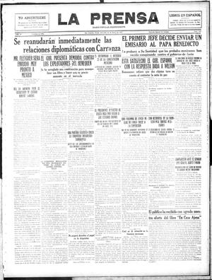 Primary view of object titled 'La Prensa (San Antonio, Tex.), Vol. 4, No. 818, Ed. 1 Wednesday, January 31, 1917'.
