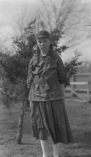 Primary view of object titled '[Girl Dressed as Native American]'.