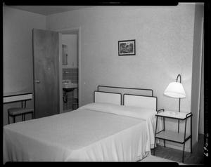 Primary view of object titled 'Hank's Motel'.