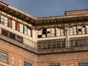 Primary view of Baker Hotel, Mineral Wells, detail of top floor -  the "Cloud Room"