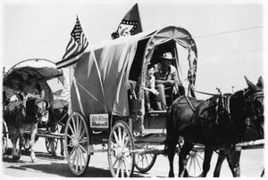 Primary view of object titled 'Texas Sesquicentennial Wagon Train on Its Way from Bishop to Kingsville'.