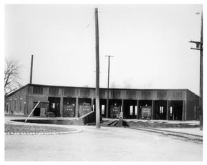 Primary view of object titled '[Roundhouse at Gainesville, Texas]'.