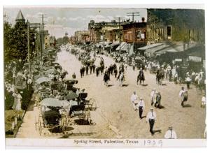 Primary view of object titled '[Postcard of Spring Street Looking West]'.