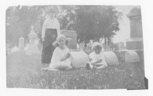 Primary view of object titled '[Photograph of Sutherlin Children at Brown Cemetery]'.