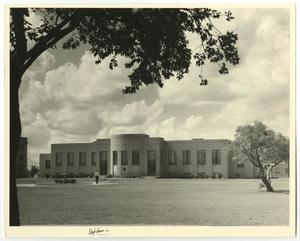 Primary view of object titled '[Photograph of McMurry University's Iris Graham Dining Hall]'.