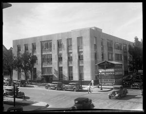 Primary view of object titled 'Austin American Statesman Building 7th & Colorado'.