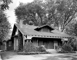 Primary view of object titled '[Dr. Southerland Residence]'.