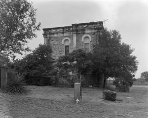 Primary view of object titled '[Old Live Oak County Jail]'.
