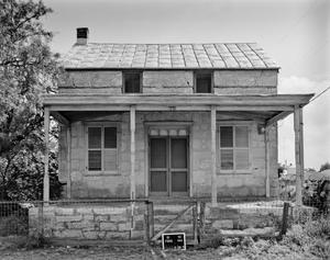 Primary view of object titled '[Historic Property, Photograph THC_15-0057]'.