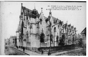 Primary view of object titled '[Postcard of Church in Tours, France]'.