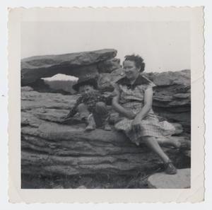Primary view of object titled '[Photograph of Cleo Nelson Kinser and her Son]'.