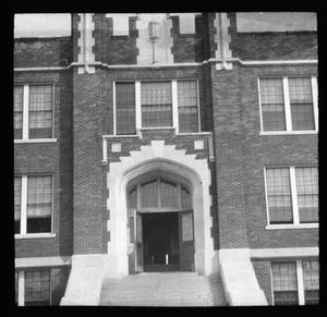 Primary view of object titled '[Brownwood Junior High Rogan Building]'.