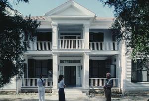 Primary view of object titled '[Robertson Plantation House]'.