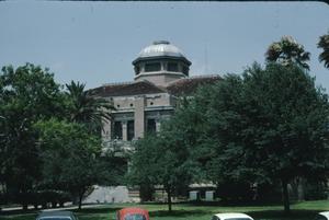 Primary view of object titled '[Jim Wells County Courthouse]'.